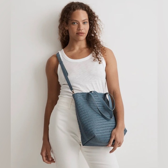 NWT Madewell The Medium Transport Tote Woven Leather Edition Ocean Blue - Picture 5 of 11